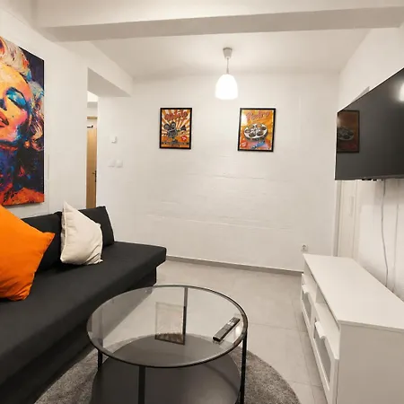 Apartament Smart Arts
